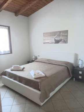 Alzoni apartment San Teodoro